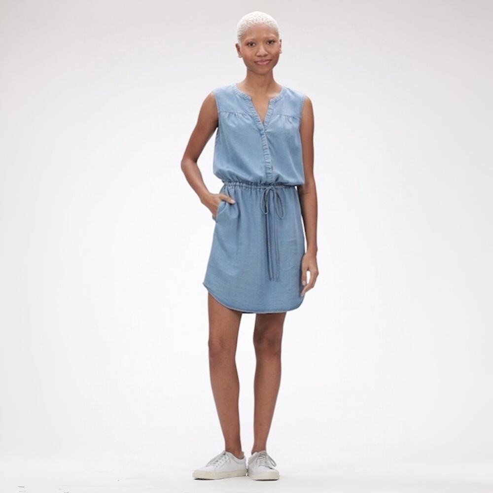Gap Perfect Sleeveless Tie-Waist Shirtdress
